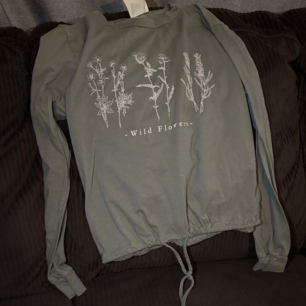 Wild Flowers Long Sleeve Tee - Gray